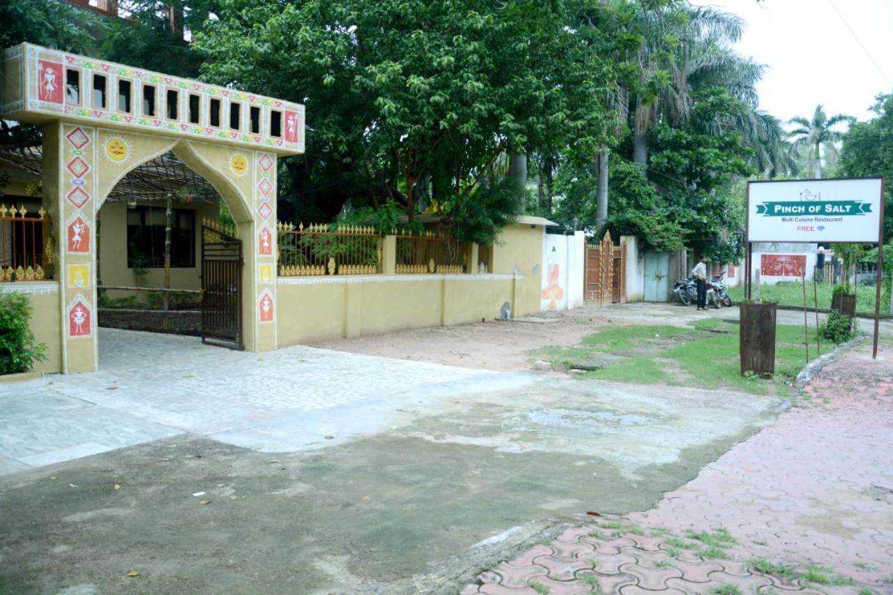 Priyanka Resort Khajuraho Ngoại thất bức ảnh